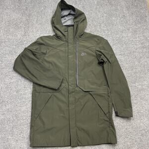 Nike Sportswear Tech Shield Jacket Mens Small Olive Green Hooded Parka Rain Coat
